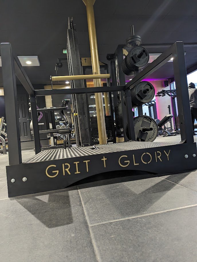 bespoke belt squat machine at the house of gg in leigh